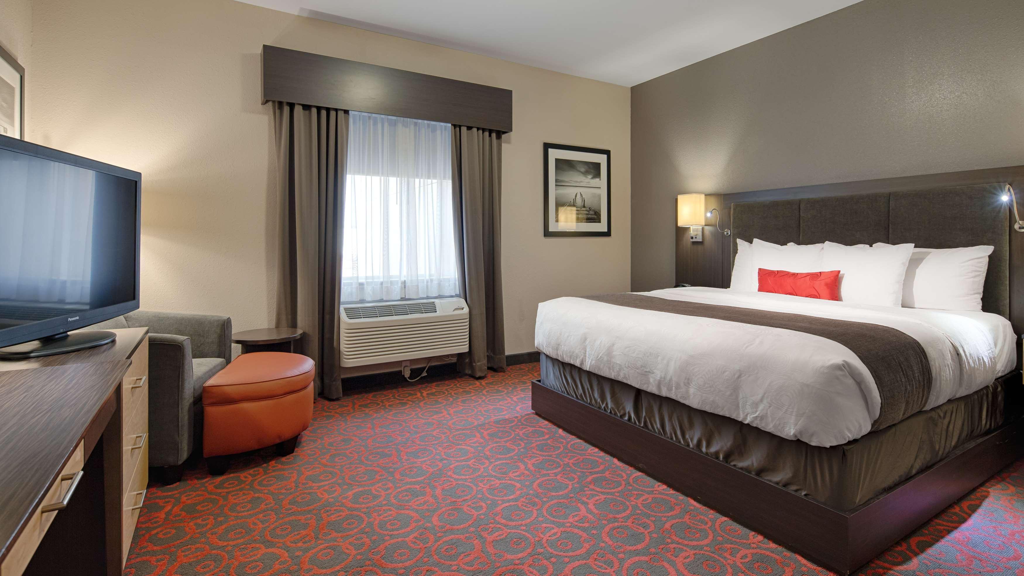 Hotel Western Eastgate And 3*