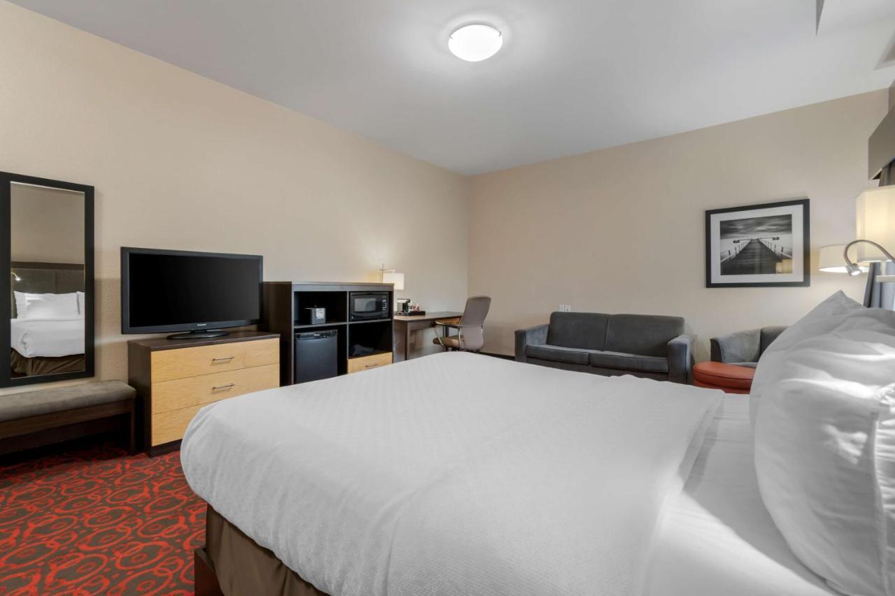 Hotel Western Eastgate And 3*