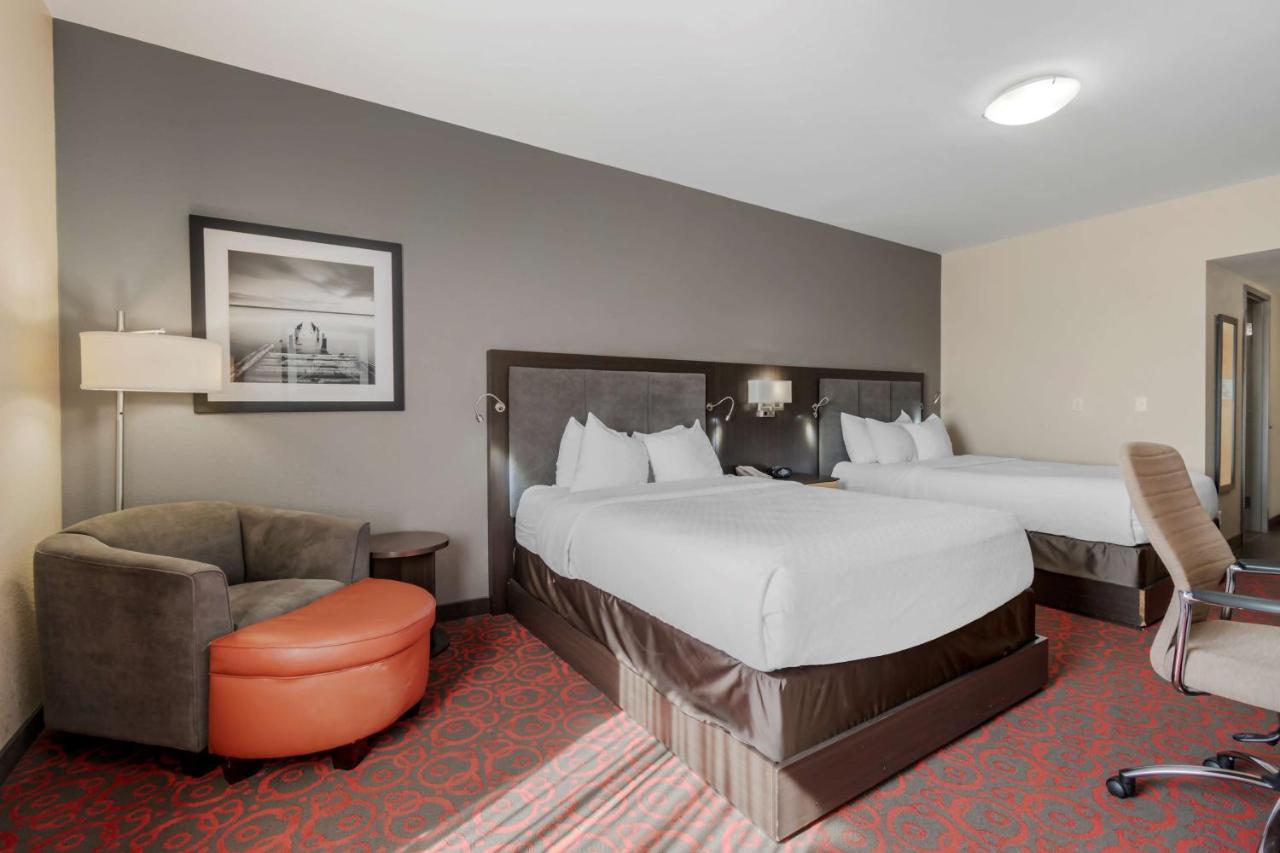 Western Eastgate And 3* Regina