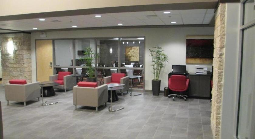Western Eastgate And 3* Regina